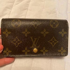 Authentic LV mono wallet with code